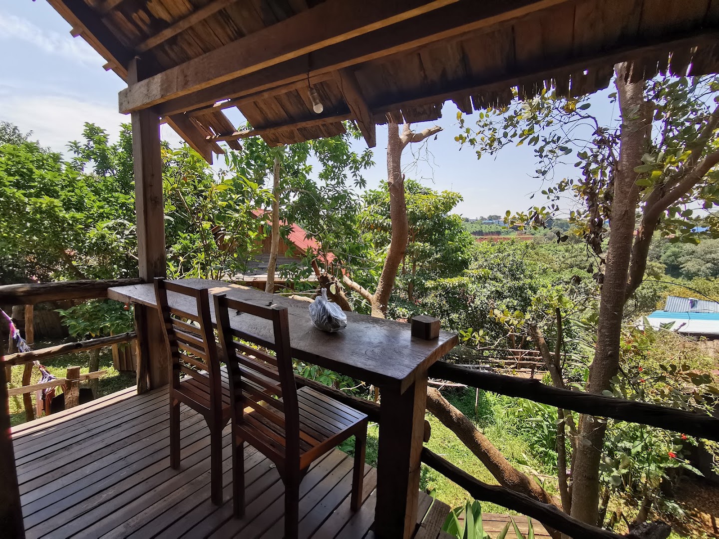 Tree Top Eco-Lodge: attractive terrace with scenic view