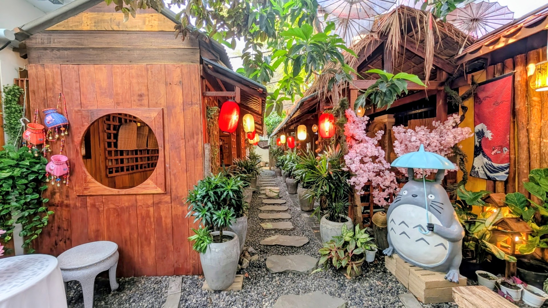 Kaiyo Cafe & Eatery: attractive and inviting venue atmosphere