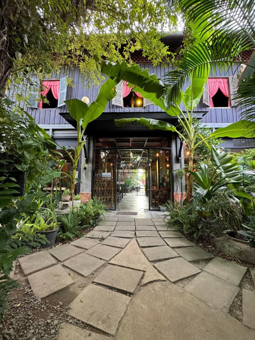 Maison MC Cafe: attractive and inviting venue exterior