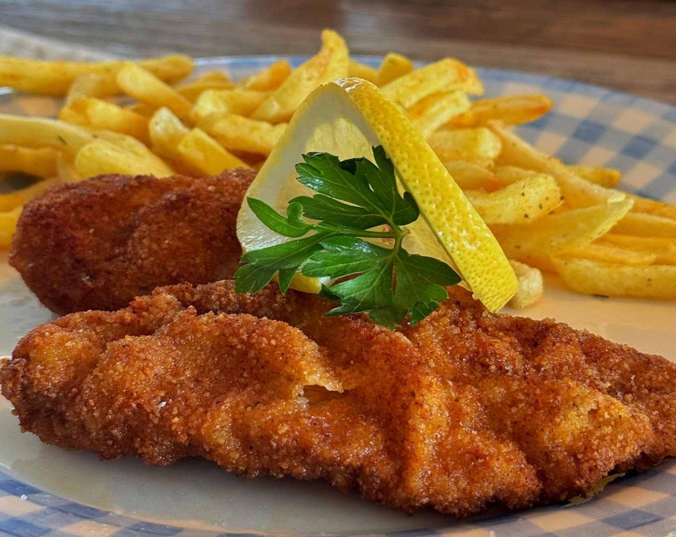 Balkan Restaurant: appetizing, high-quality food photography