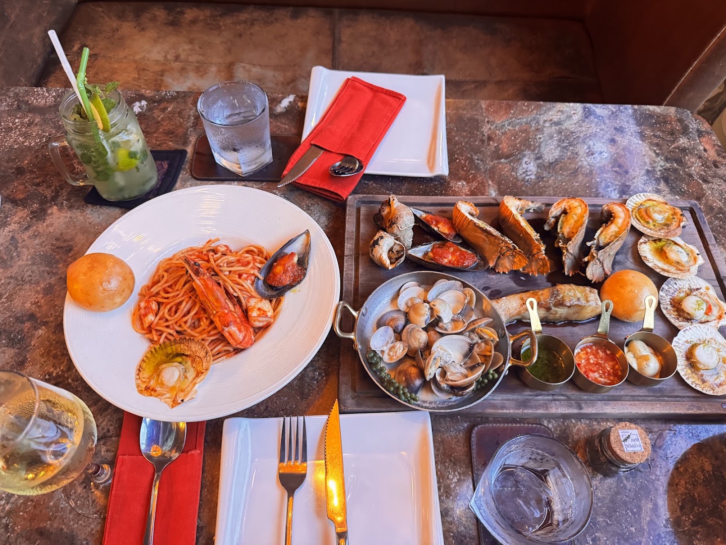 Kampot Seafood & Pepper: appetizing, high-quality food photography