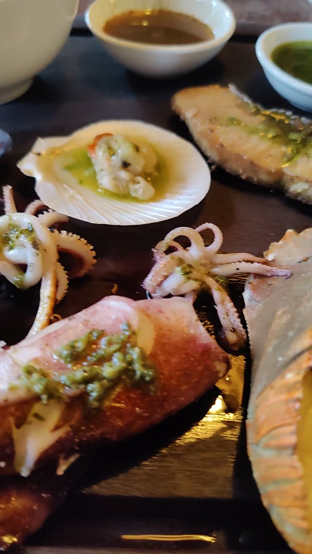 Kampot Seafood & Pepper: appetizing high quality food photo