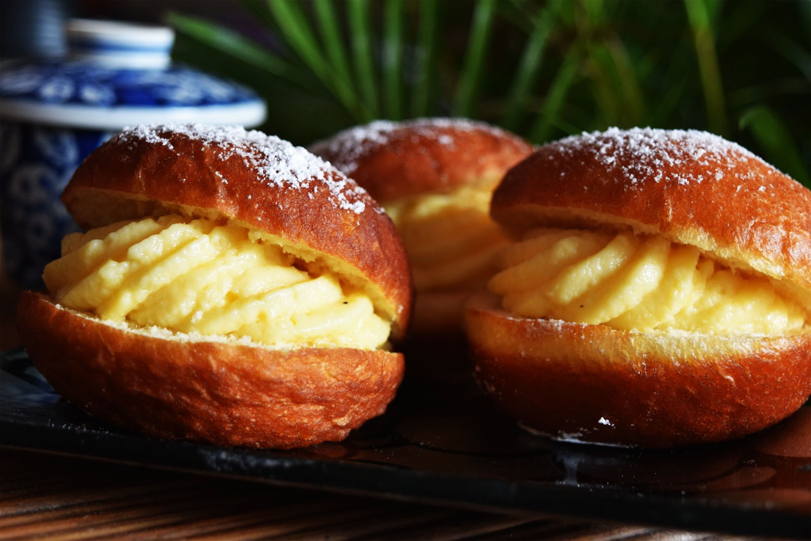 Nom Tom Bakery: high quality, appetizing food photo