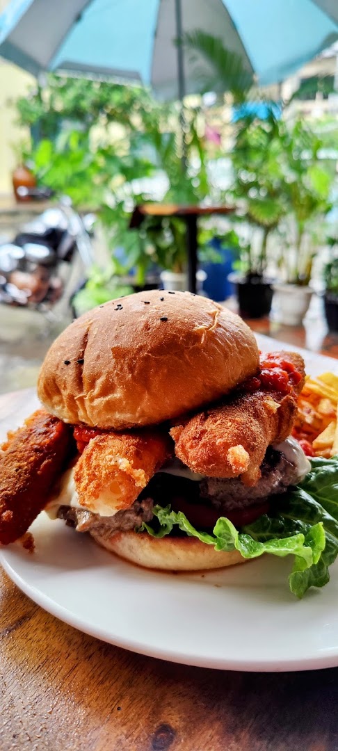 Smashed Burger Co: appetizing, high-quality food photography