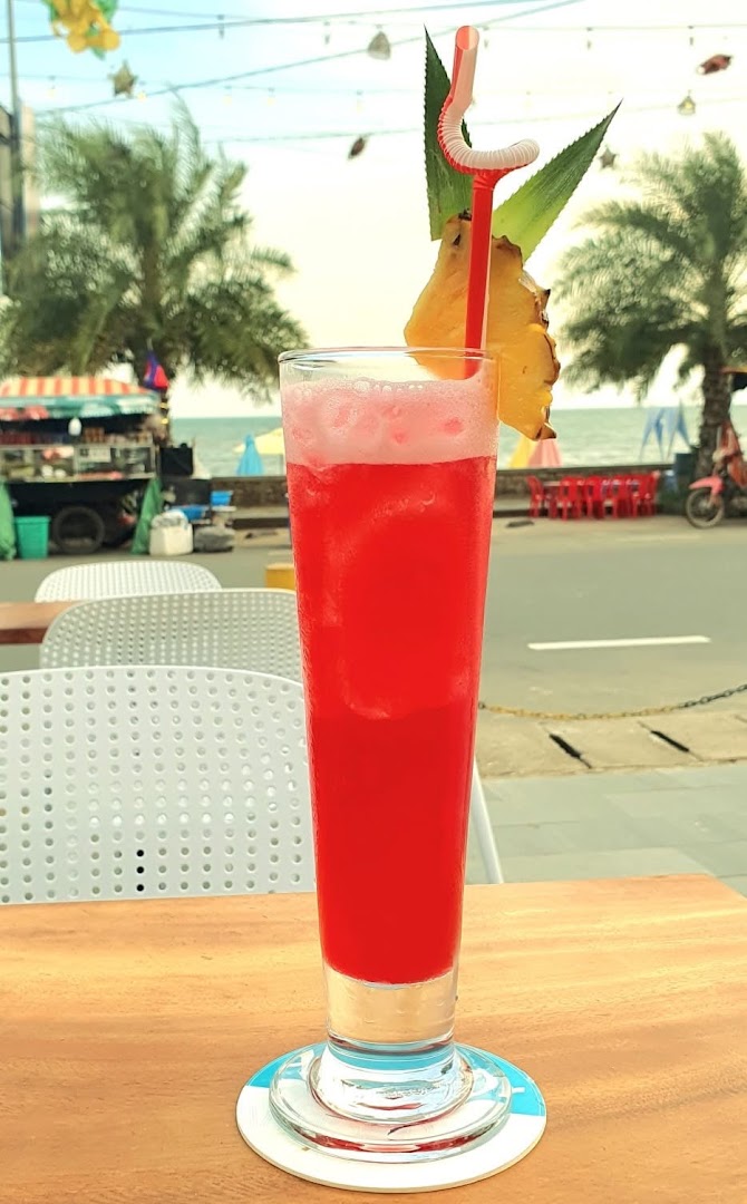 POC Restaurant Kep: appetizing drink photo at venue