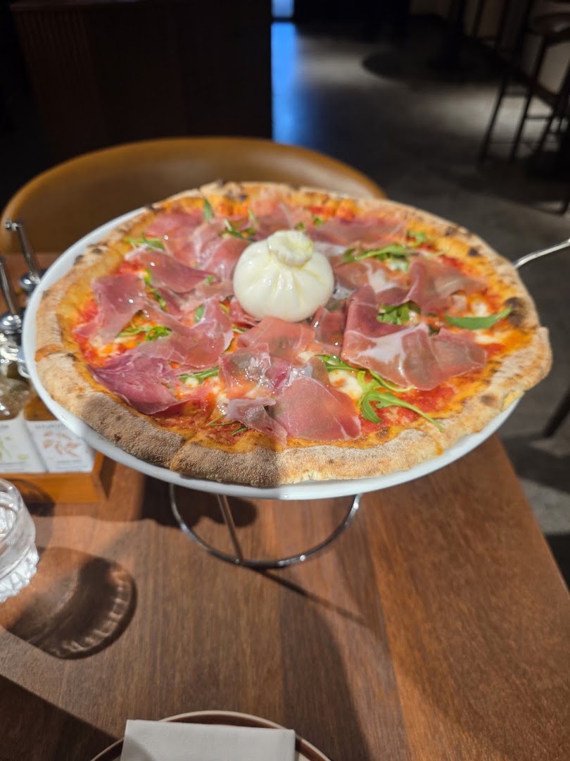 Proof Pizza Bar & Cafe: appetizing, high-quality food photography