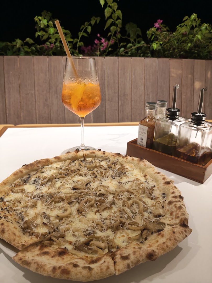 Proof Pizza Bar & Cafe: appetizing food and drink photo