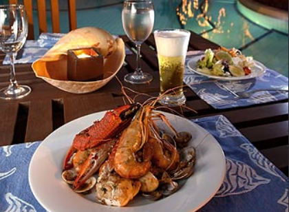 The Wave: appetizing food and pleasant atmosphere