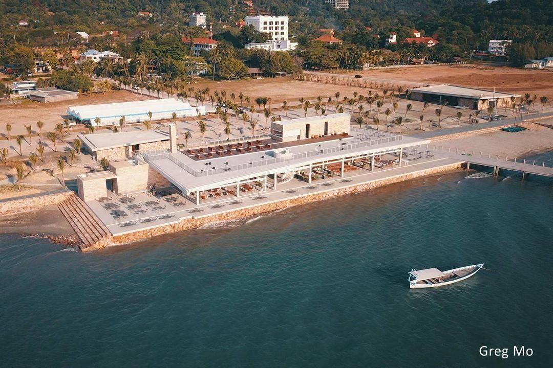 The Wave: high quality aerial venue shot