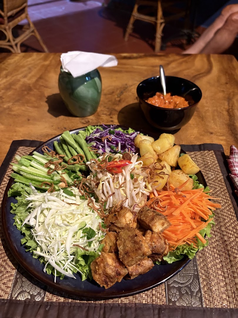 Mekong MoJo Restaurant & Bar: appetizing, high-quality food photography