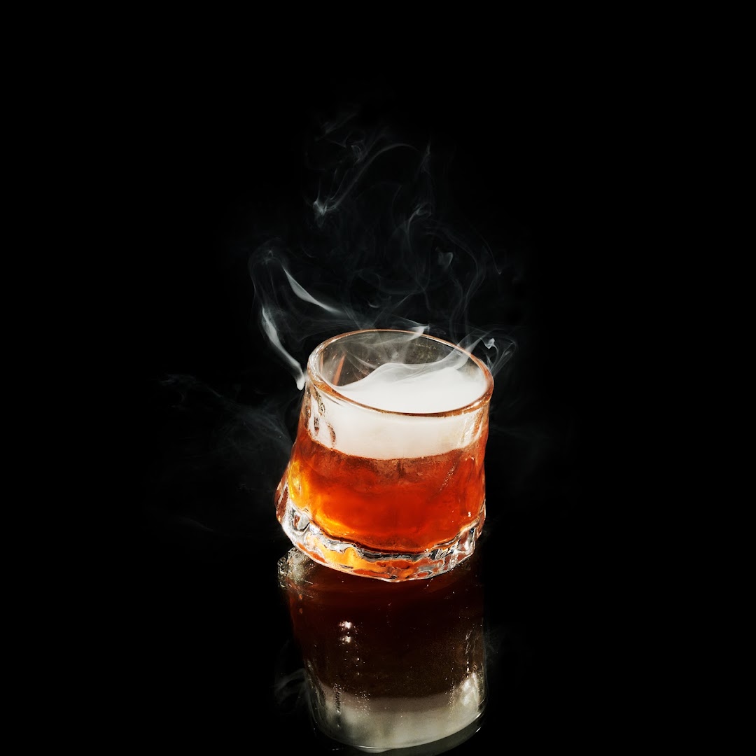 23 Sky Bar: professional, high-quality cocktail photography