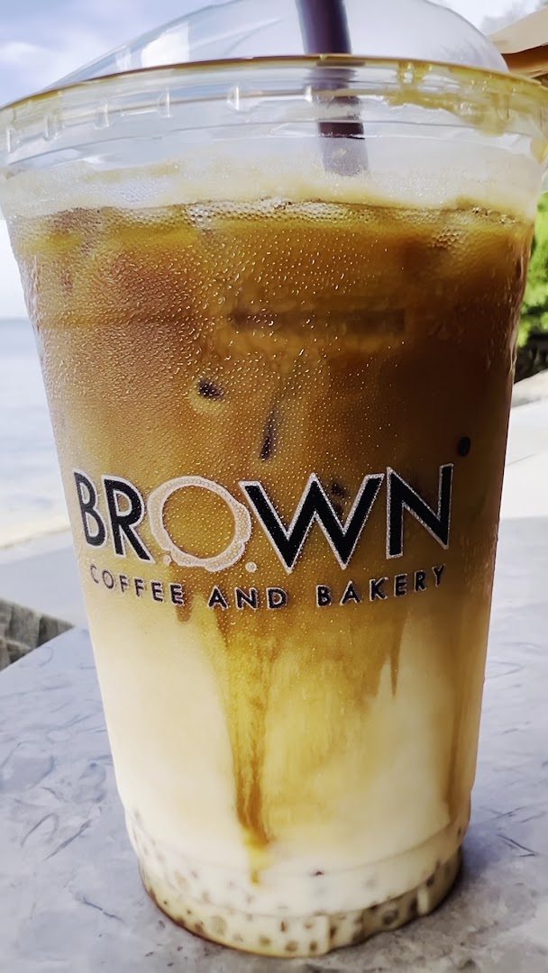 BROWN Coffee, Seaview: appetizing product photo with branding