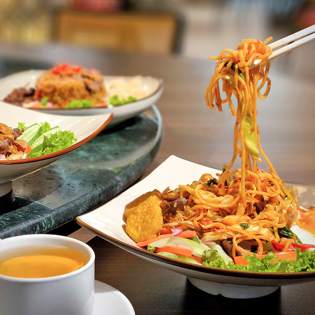 Lotus Restaurant: appetizing, high-quality food photography