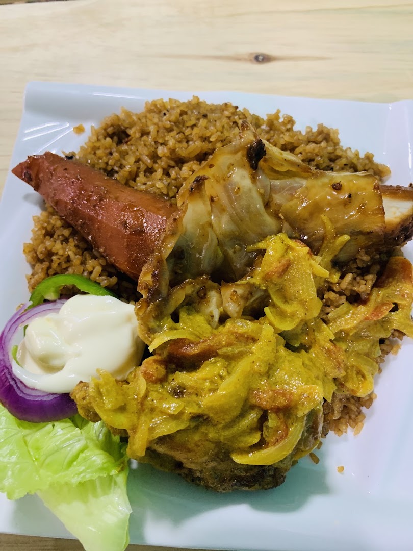 Sadaqa Halal Food: appetizing photo of restaurant food