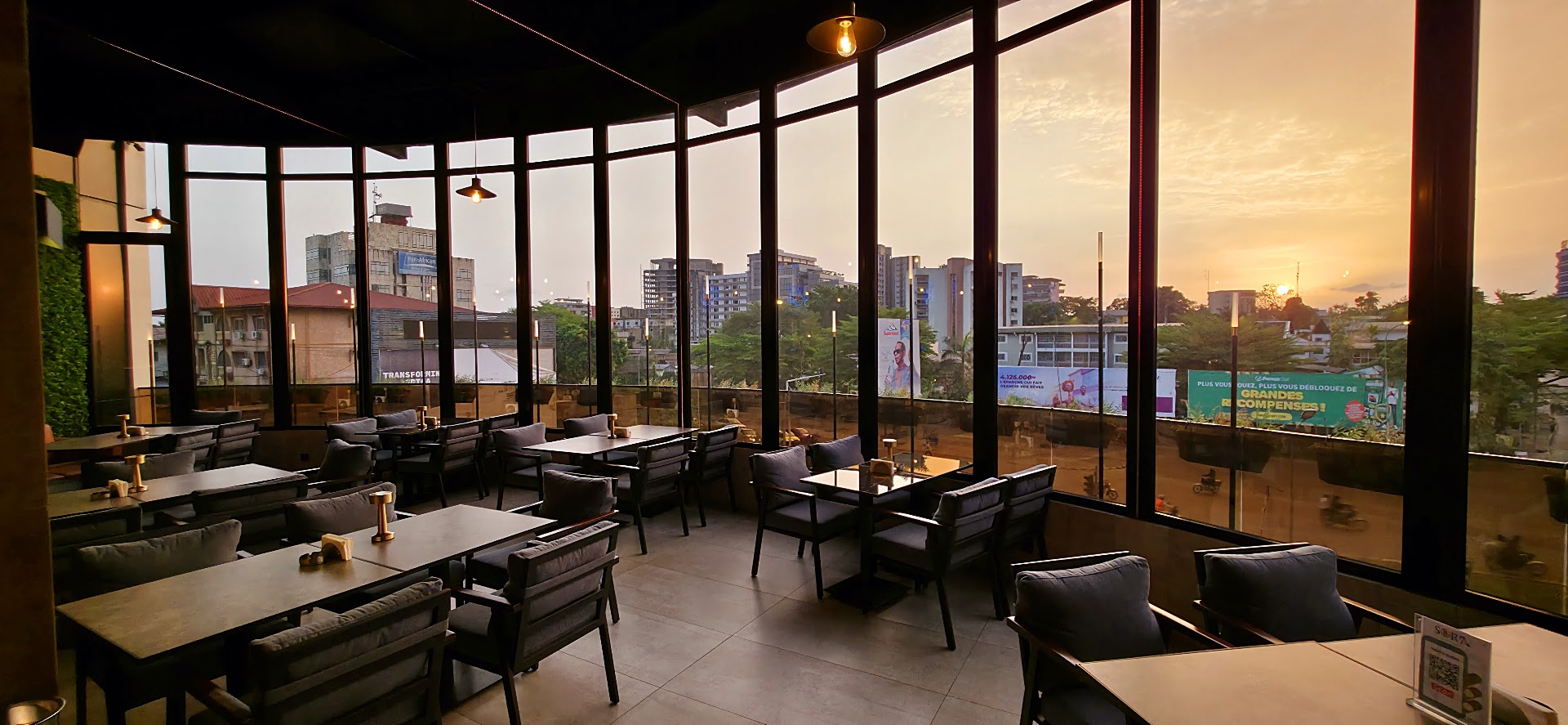 Sora Resto Lounge: attractive interior with scenic view