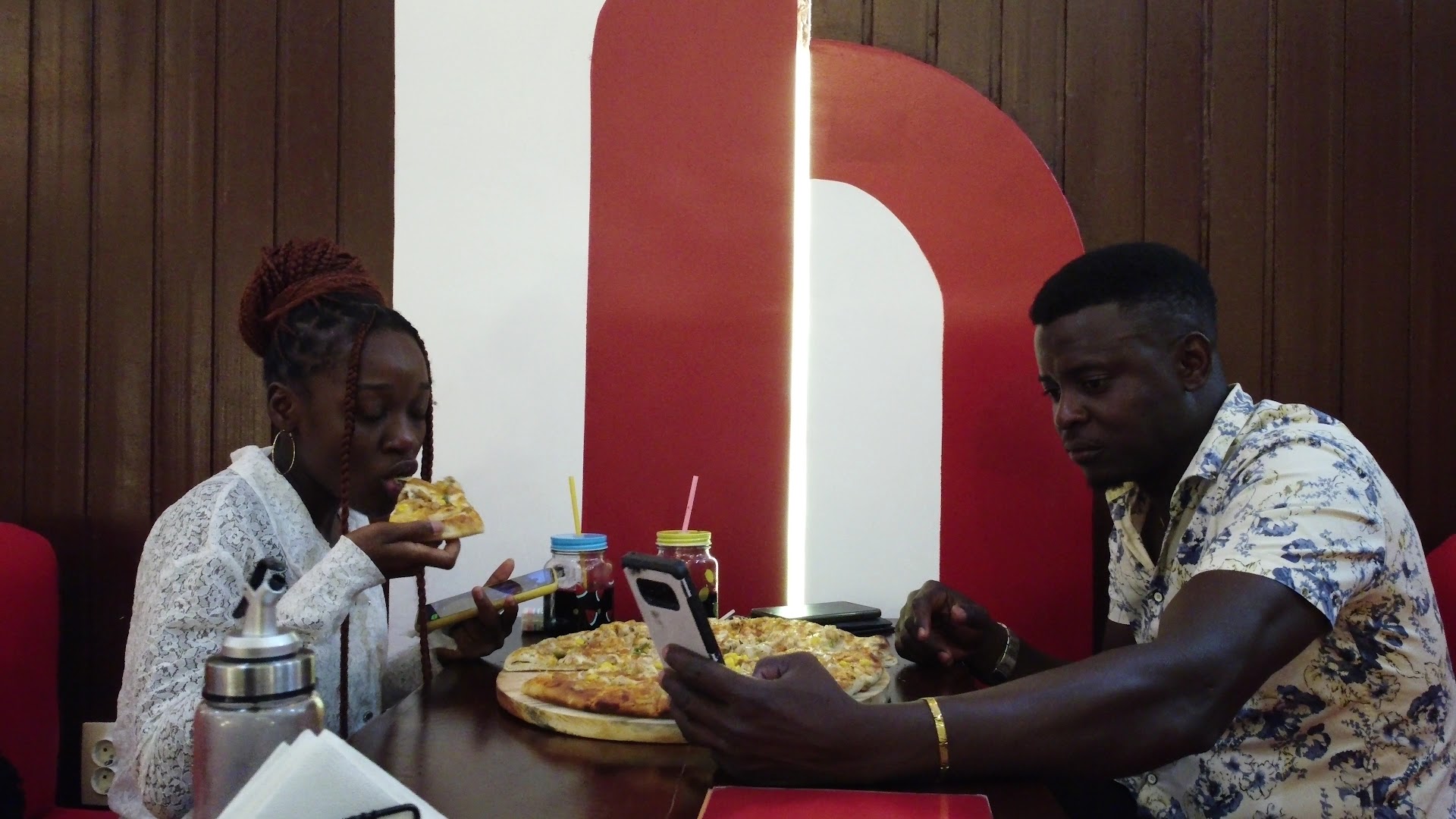 Pizza Dorée: customers enjoying the food