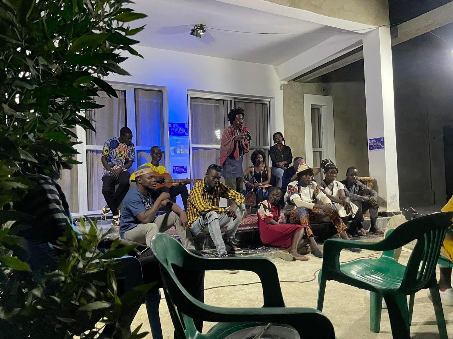 Baidi Loft: live cultural performance atmosphere