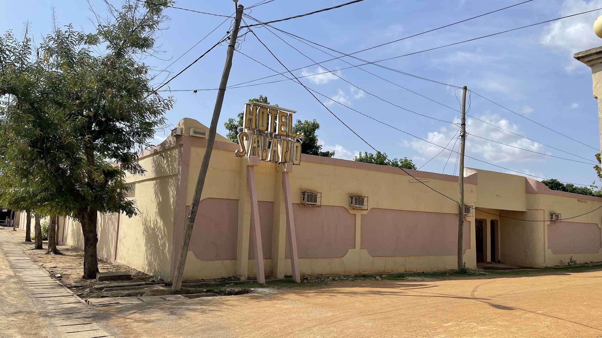 Hôtel Savano: clear exterior shot of venue