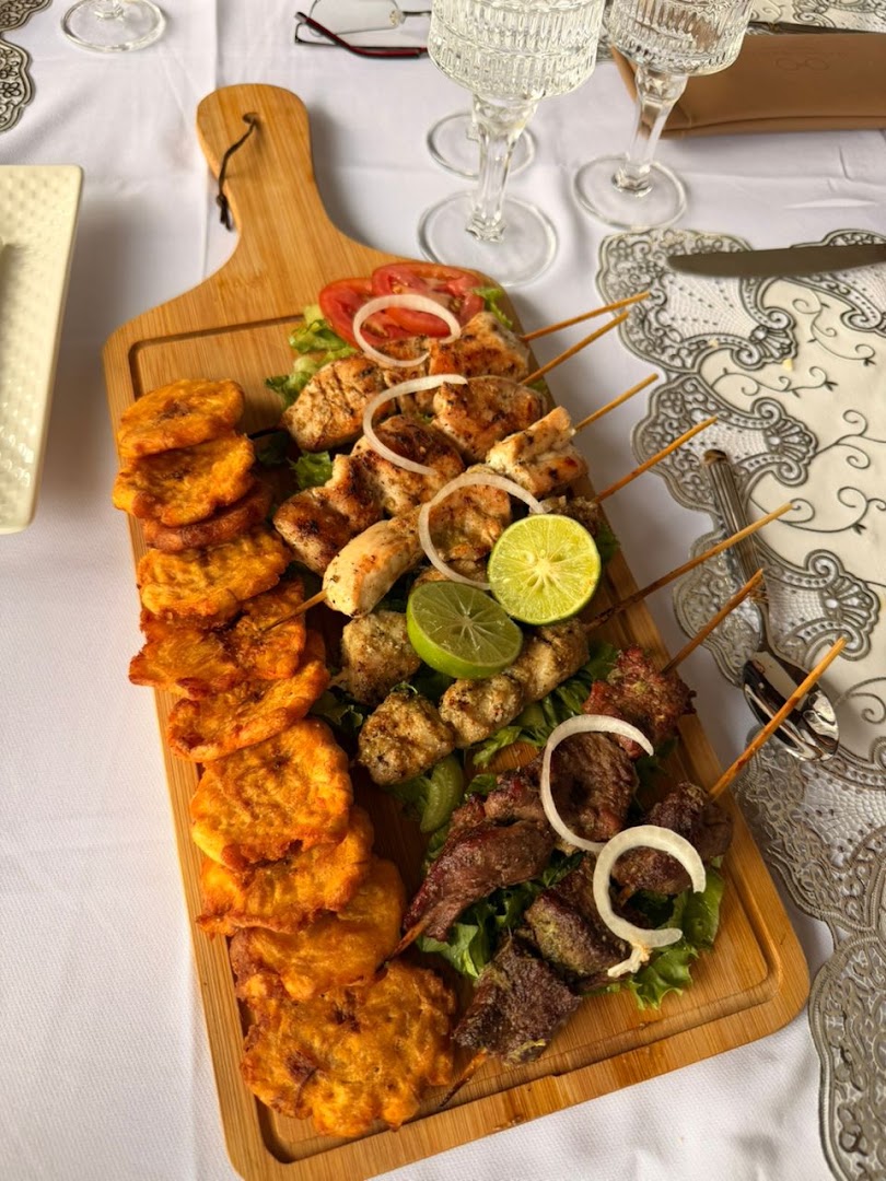 The Fifty Five Steakhouse: appetizing, high-quality food presentation