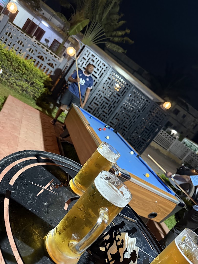 Xanadou Lounge: atmosphere and venue activities