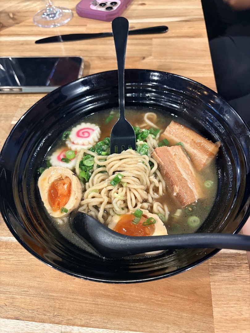 Aloha Modern Kitchen: appetizing photo of restaurant food