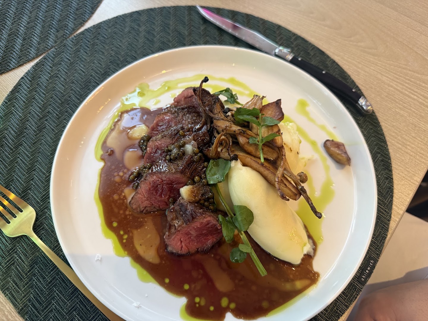 Bungalow Club: appetizing, high-quality food photography
