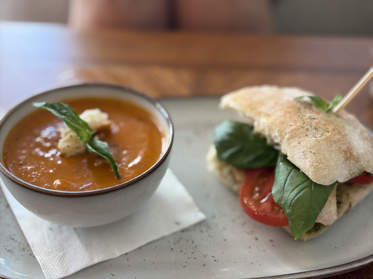 L'Apres: appetizing, high-quality food photography