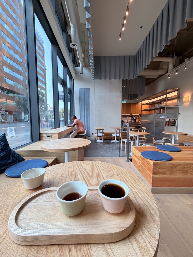 Sought and Found Coffee: inviting atmosphere and clear composition