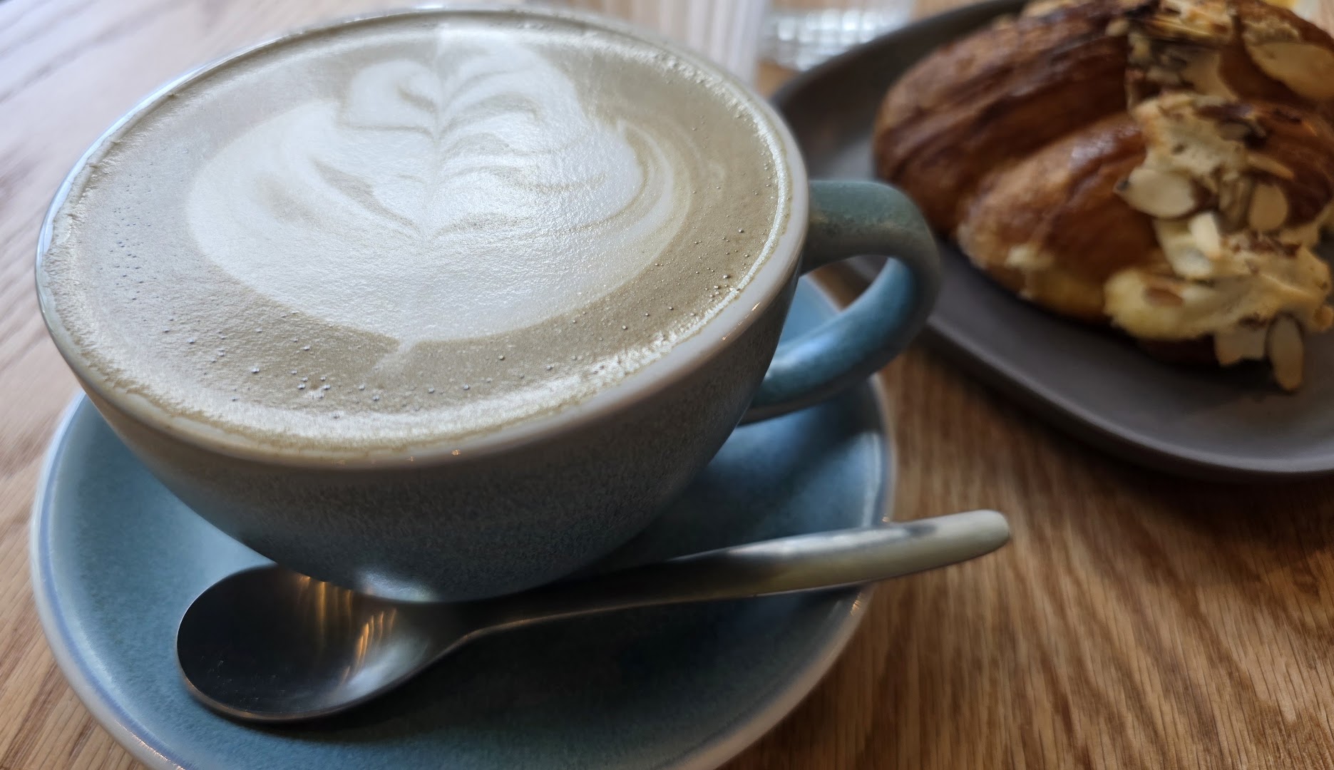 Sought and Found Coffee: appetizing photo of coffee and pastry