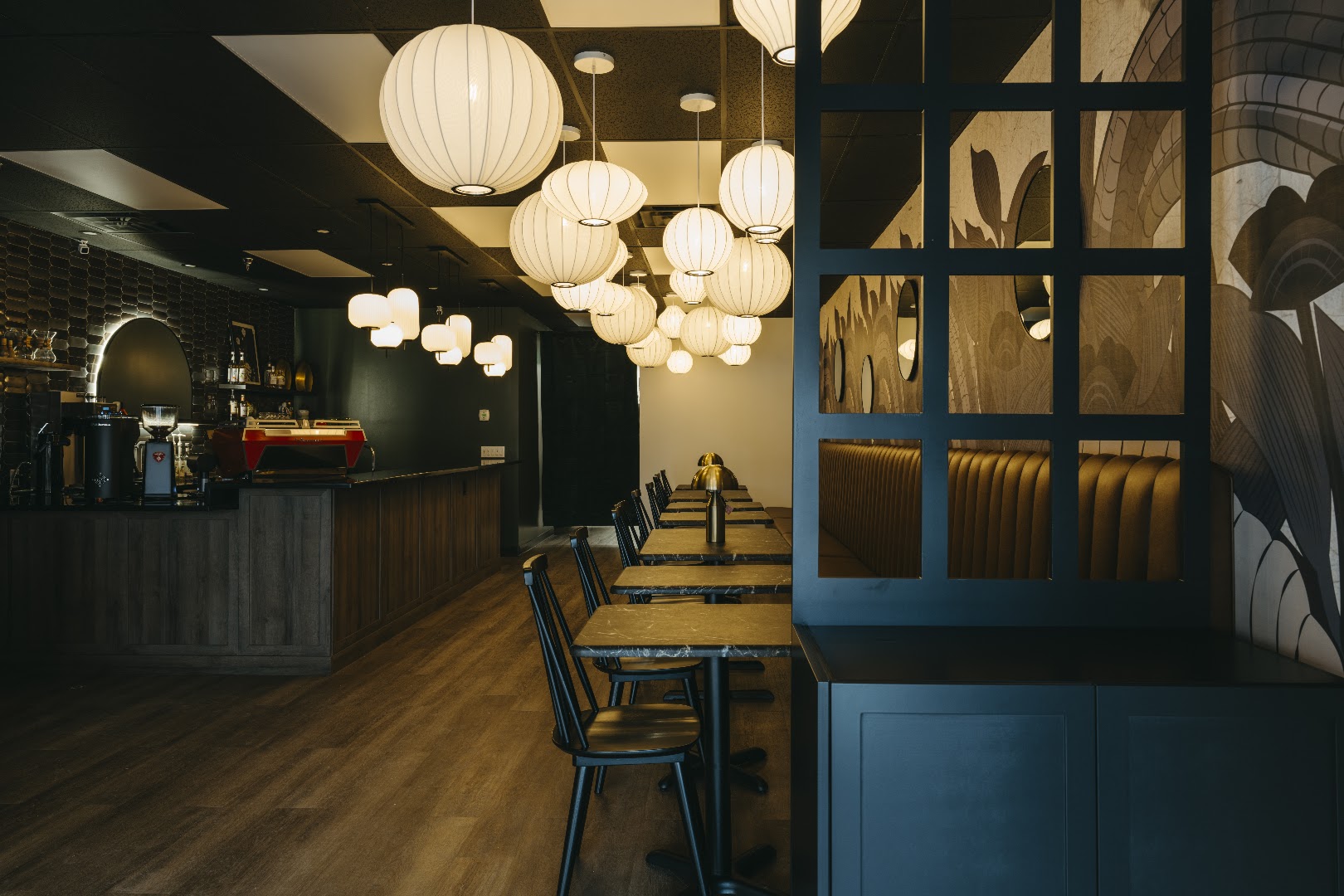 Boa & Hare: professional interior shot of venue