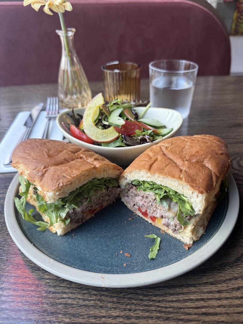 Fennec Kitchen & Bar: appetizing, high-quality food photography