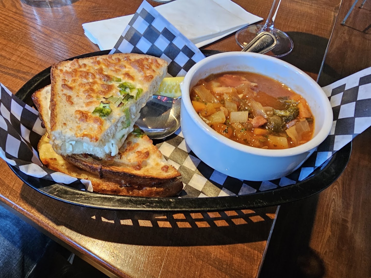 Frank's Community Pub: appetizing photo of restaurant food