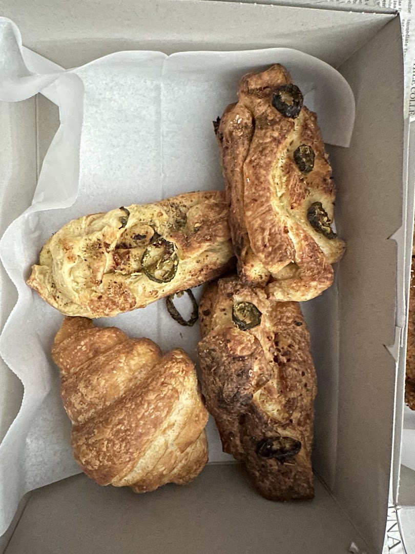 King of Tarts: appetizing photo of shop products