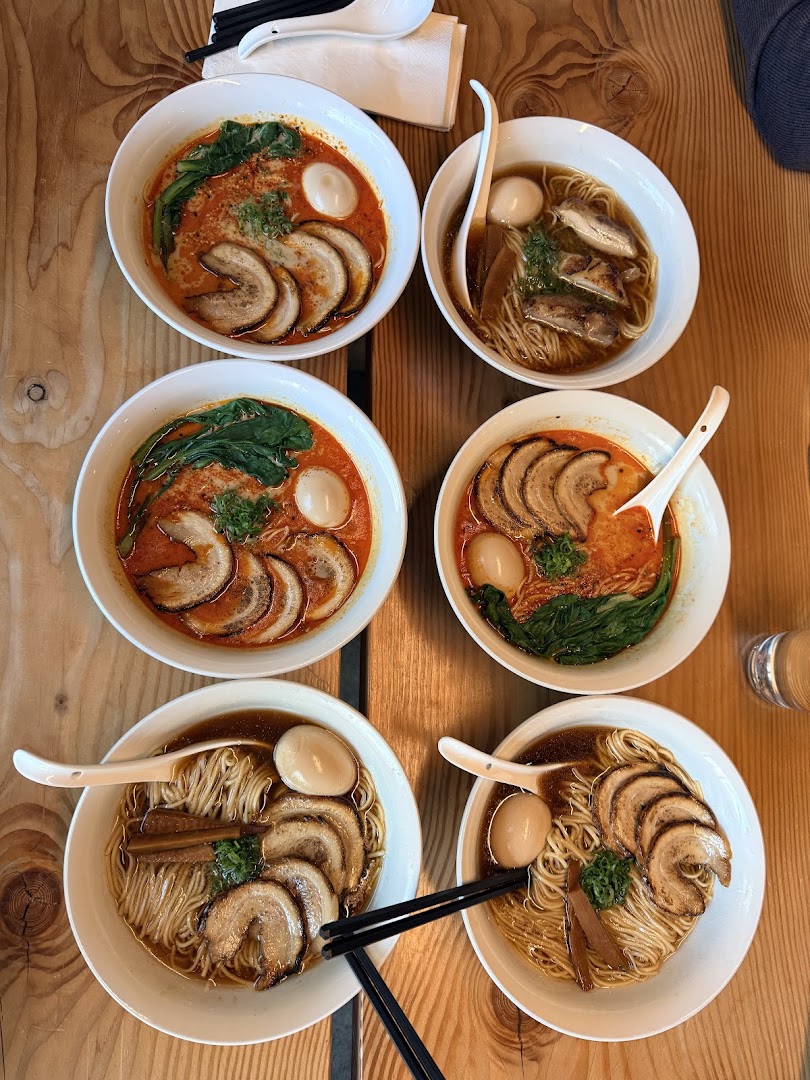 Menya Mori: appetizing, high-quality food photography