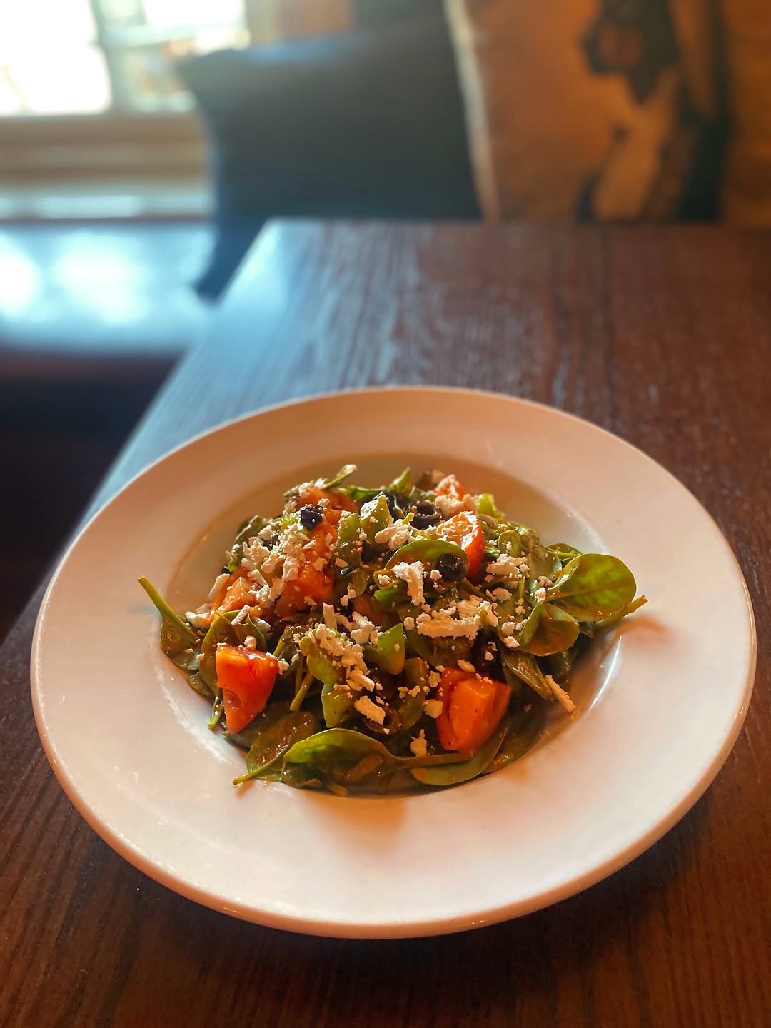 The Brown Hound Public House: appetizing, well-lit food photography
