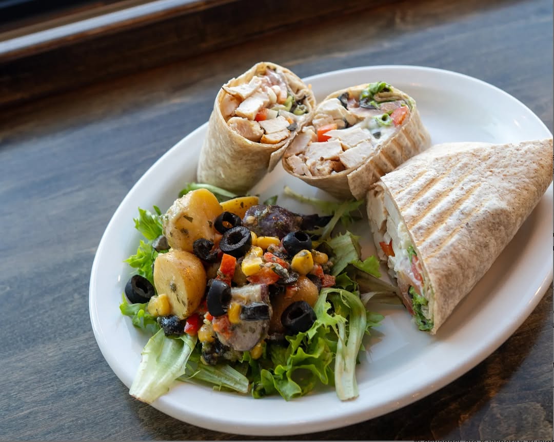 Lostlands Café: appetizing, high-quality food photo