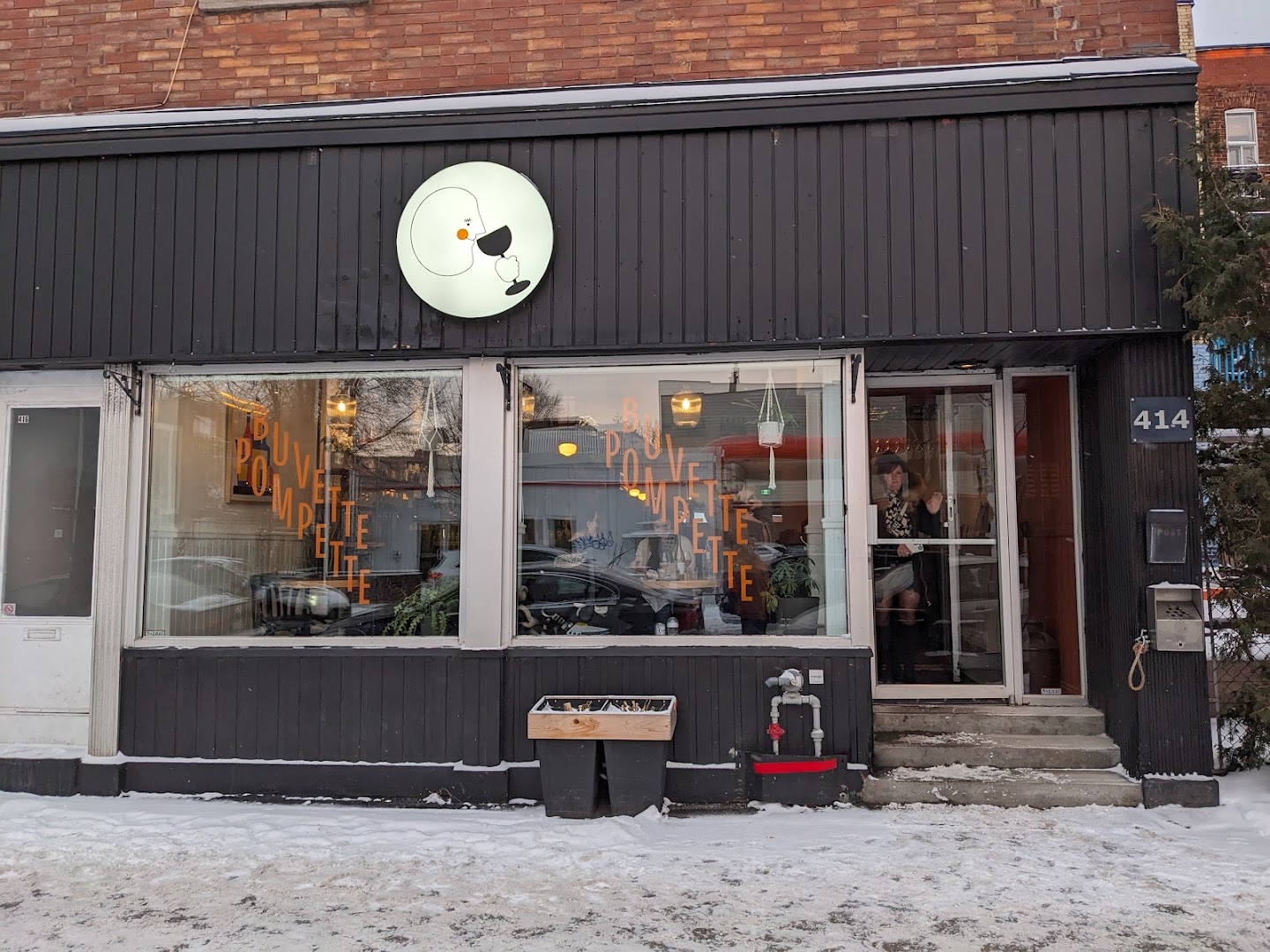 Buvette Pompette: clear exterior shot of venue