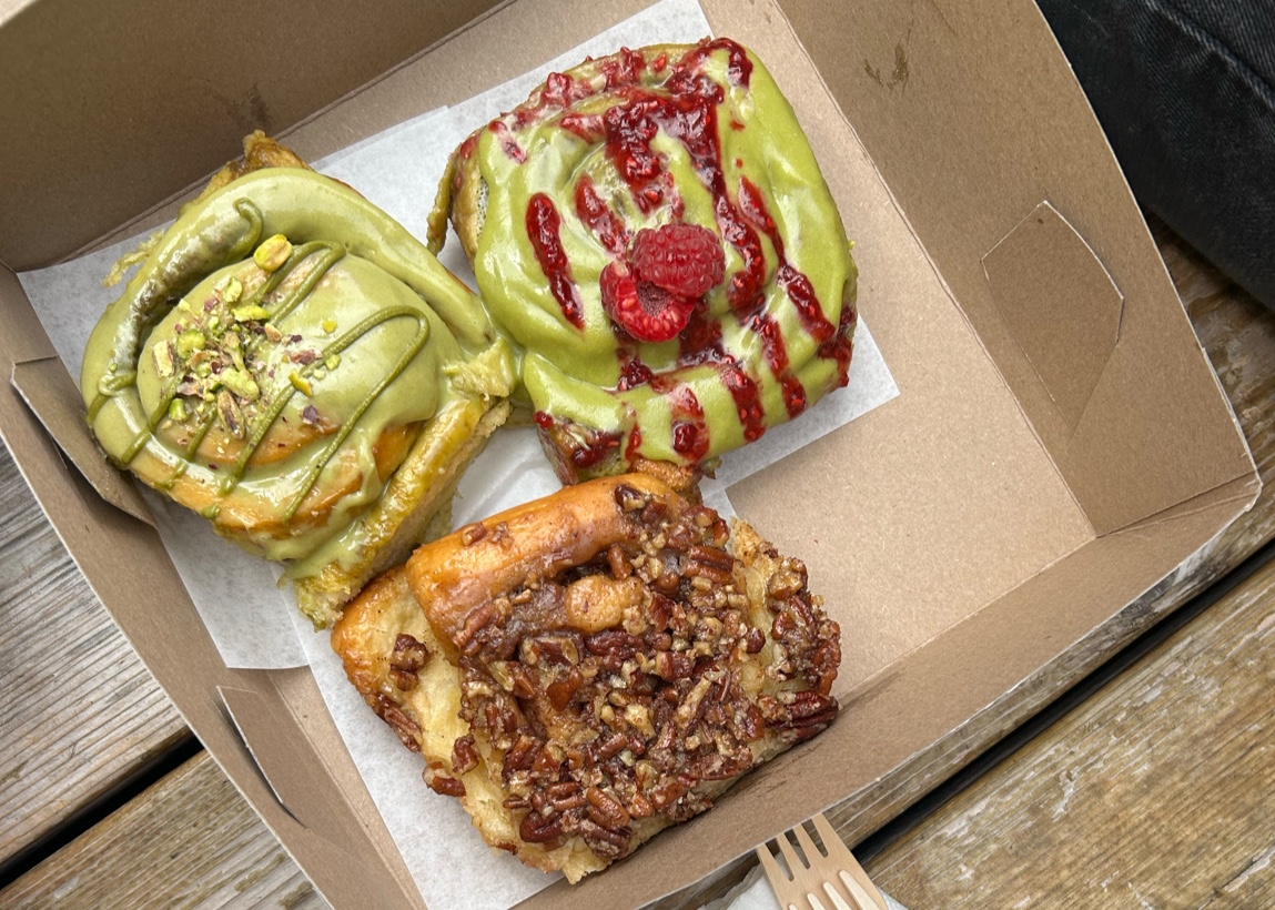 Daddy Roll: appetizing photo of breakfast food