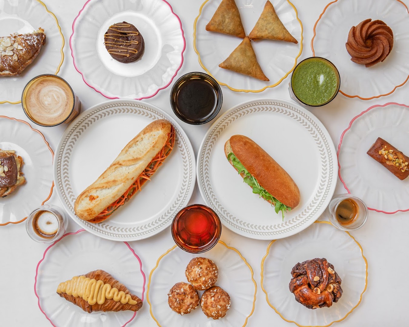Maison Aïdo: high quality, appetizing food spread