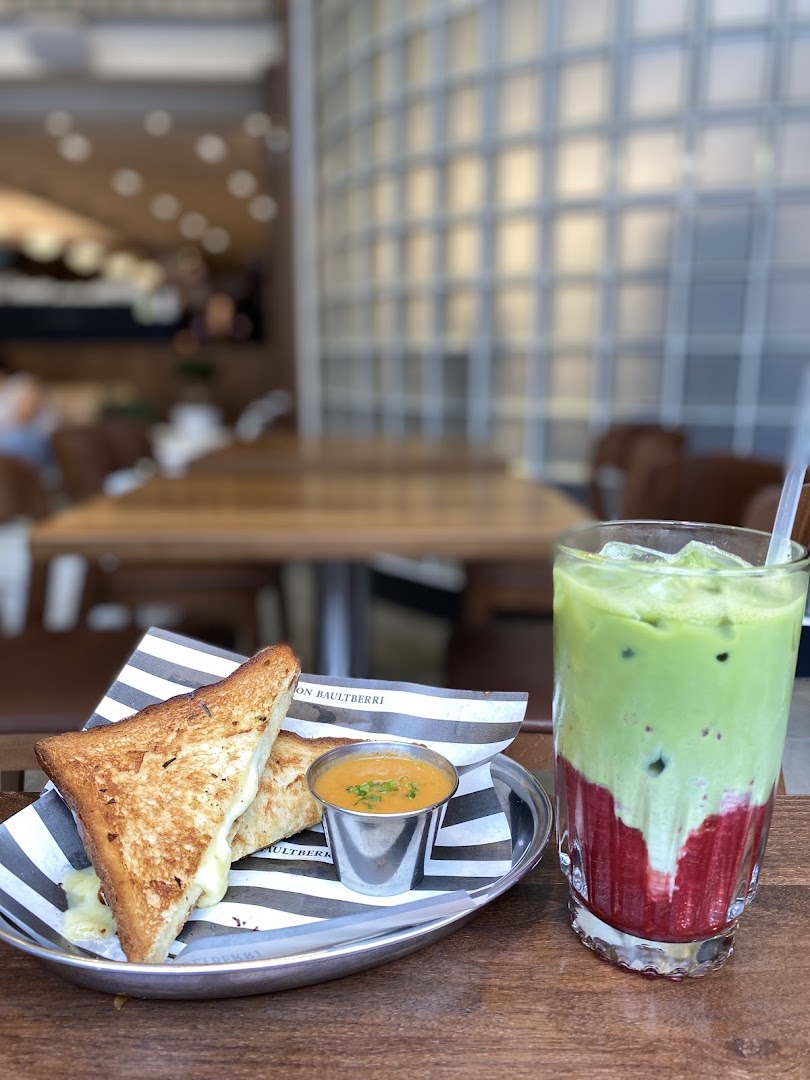 Maison Baultberri: appetizing food and drink photography