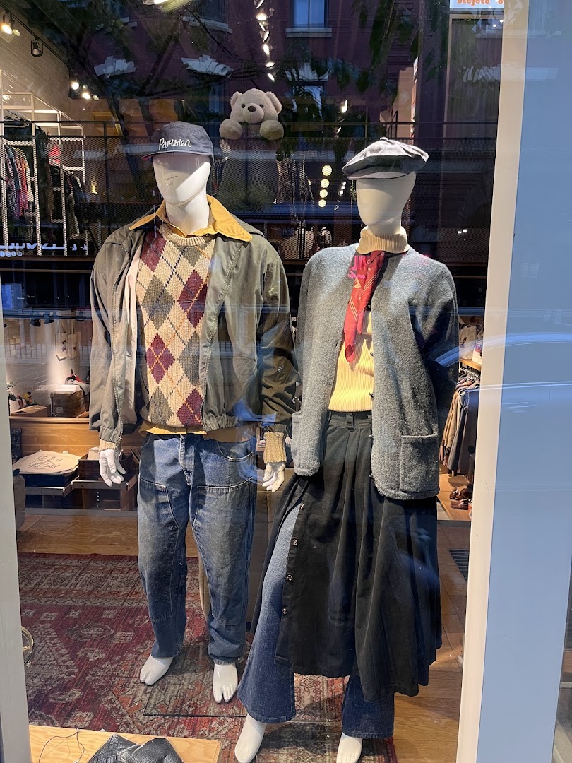 Marché Floh: clear, professional shop window display