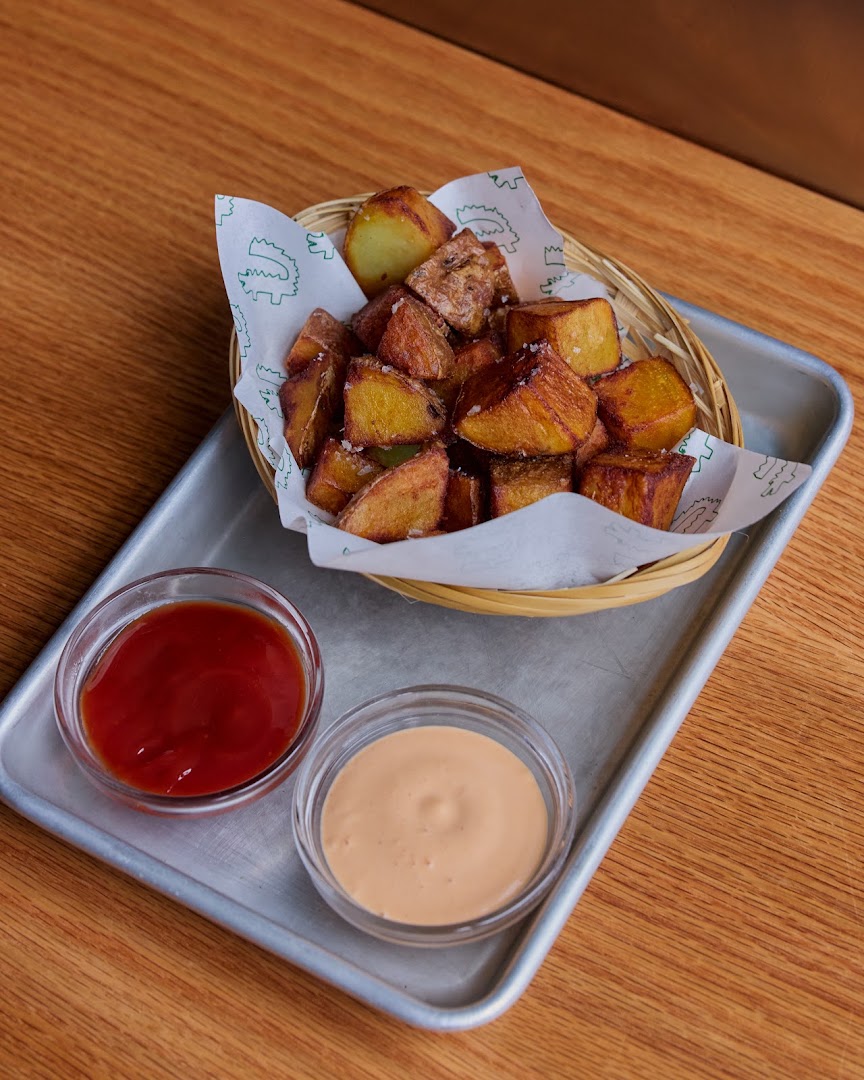 Pas de probleme cafe: appetizing, high-quality food photography