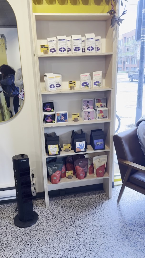 Royale Ginette: products sold at venue