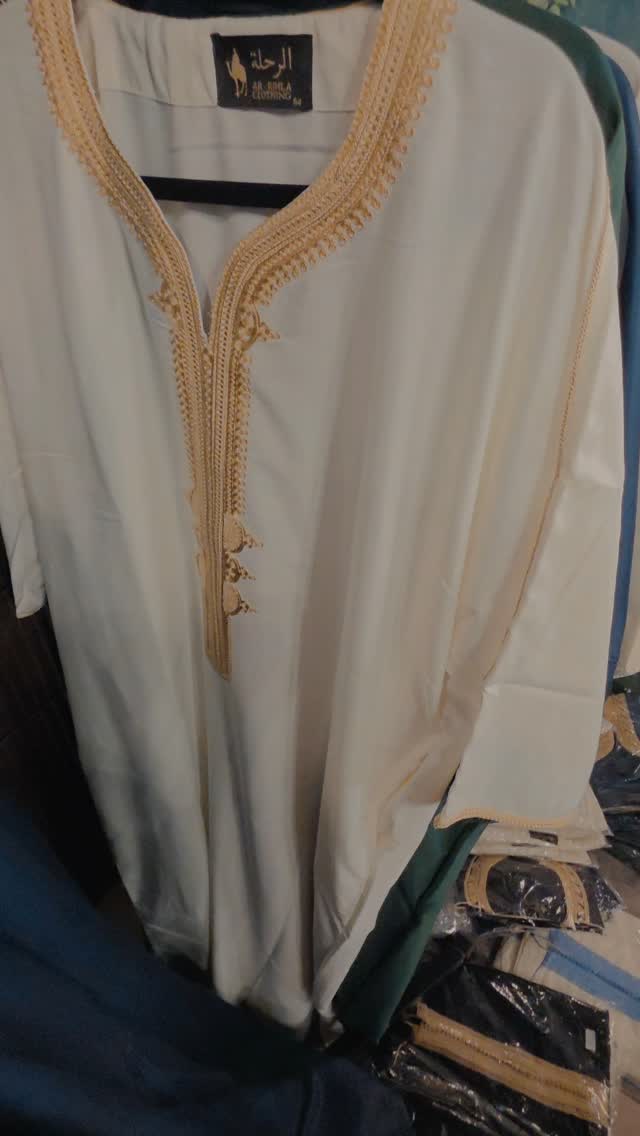 Ehsaan by Sakha: clear product display of merchandise
