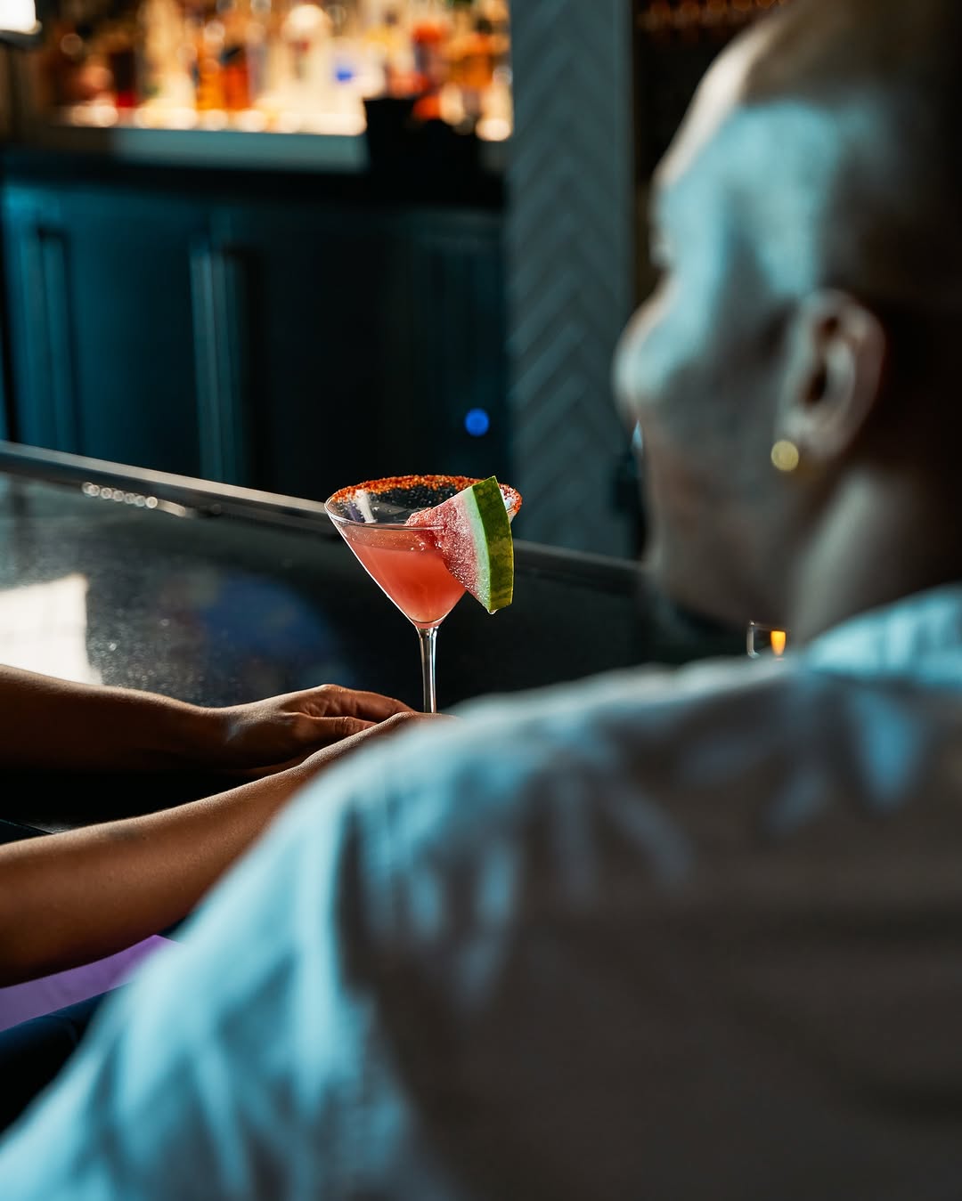 STK Steakhouse Fallsview: professional shot of cocktail atmosphere