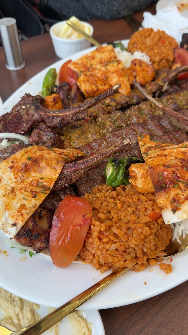 Sultan Suleyman Turkish Cuisine: appetizing, high-quality food photography