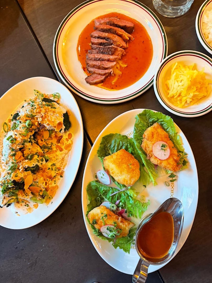 Courtbouillon: appetizing, high-quality food photography