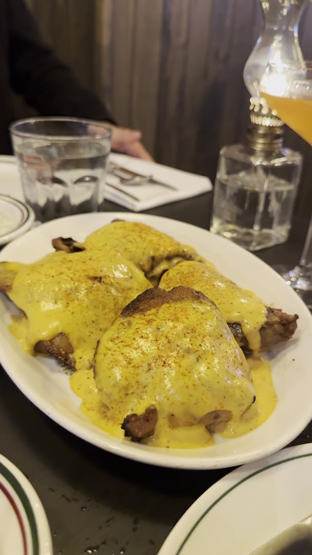 Courtbouillon: appetizing photo of restaurant food