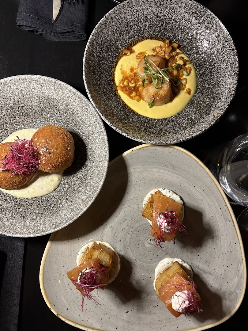 Jekyll & Hyde Bar à tapas: appetizing, high-quality food photography