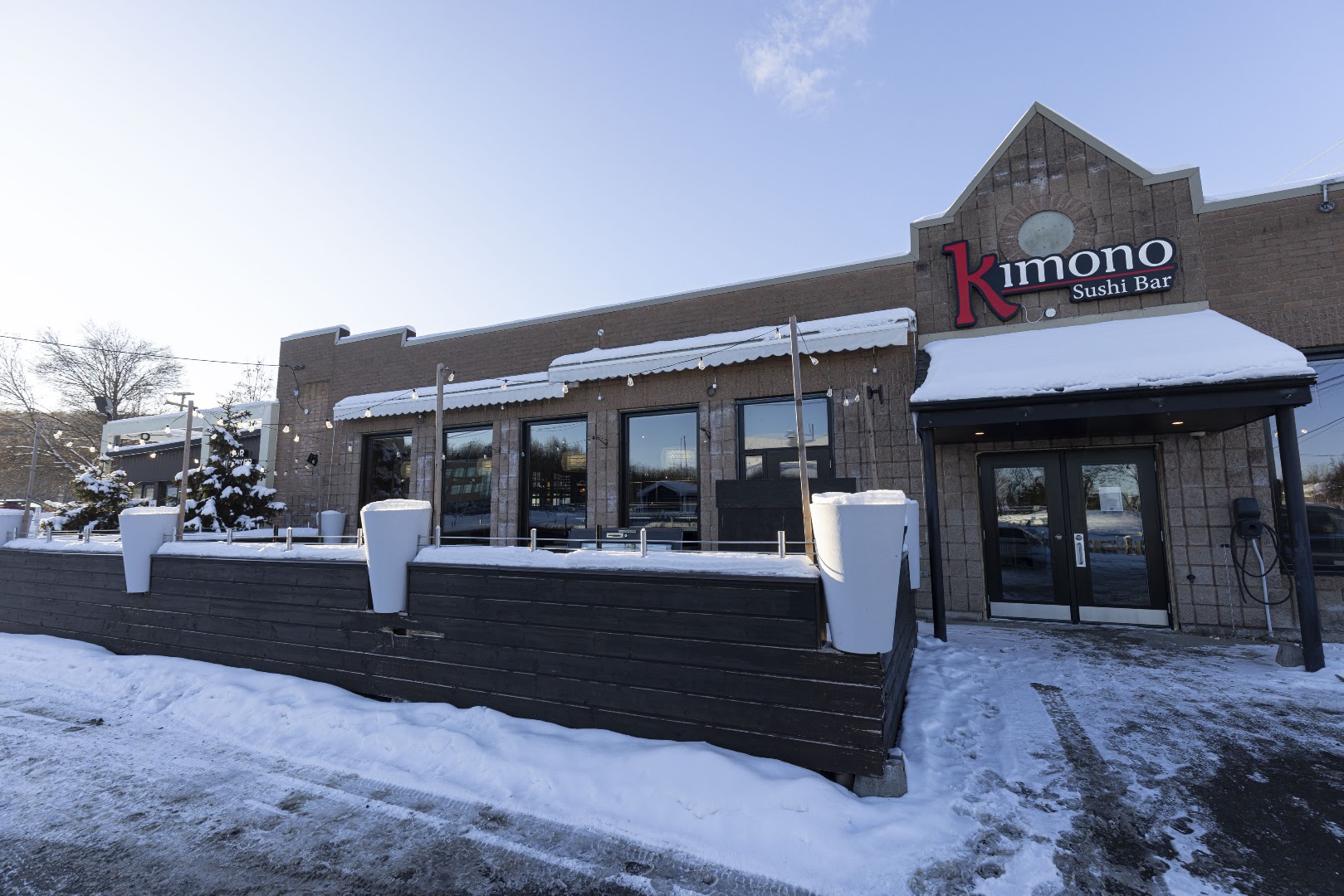 Kimono Sushi Bar - Charlesbourg: clear exterior shot of restaurant